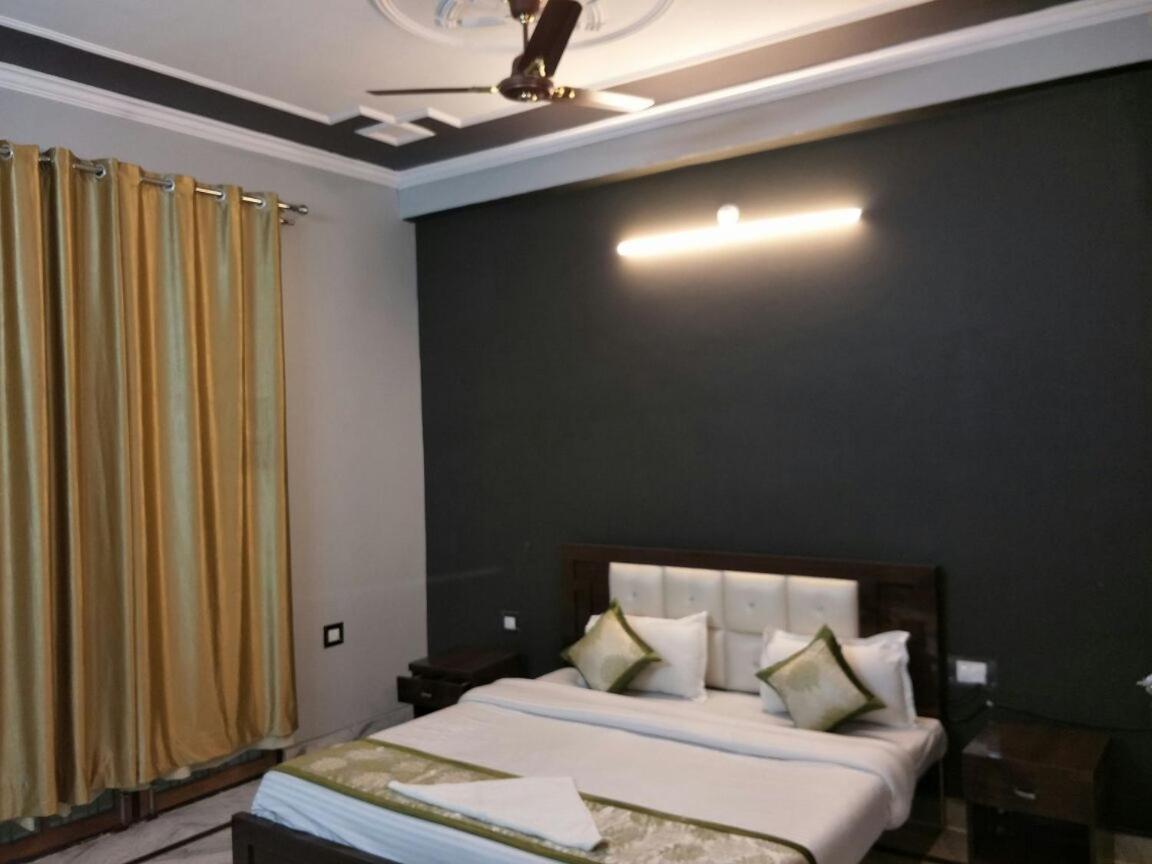 Surabhi Garden Inn Lucknow Exterior foto